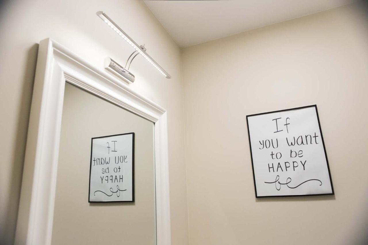 Просторная Однокомнатная Жк Счастливый Apartment Dnipro Bagian luar foto